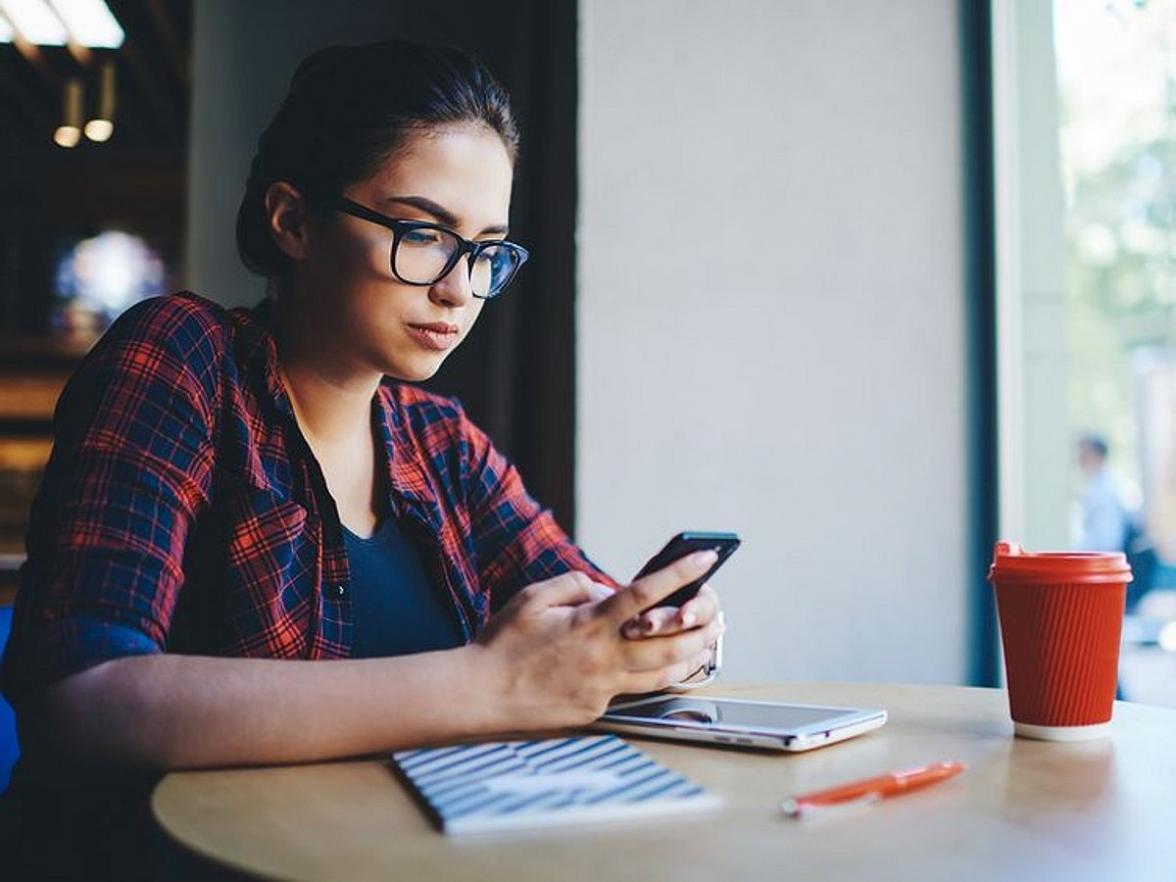 Processo de planeamento financeiro anual com ferramentas digitais